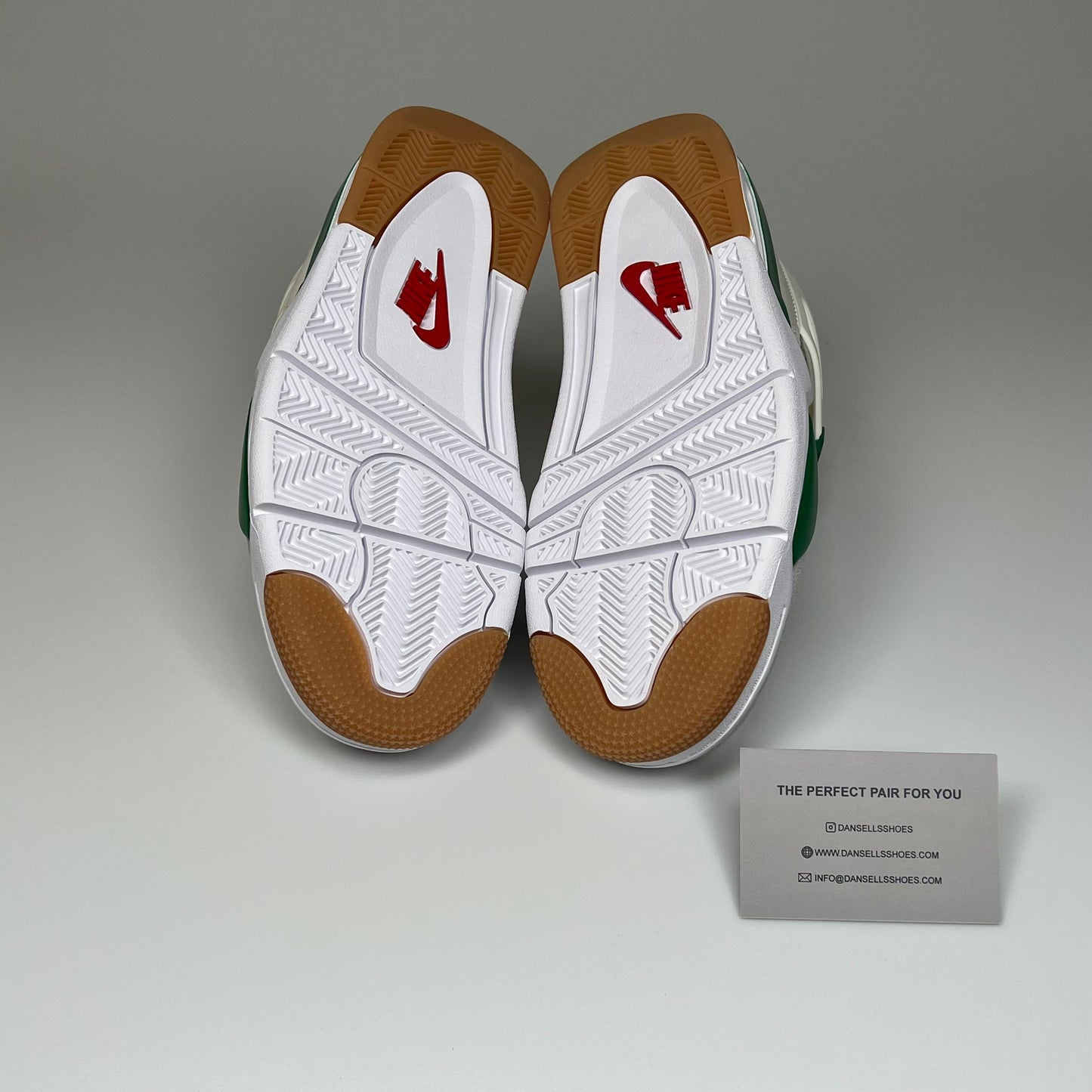 Nike Air Jordan 4 SB 'Pine Green'