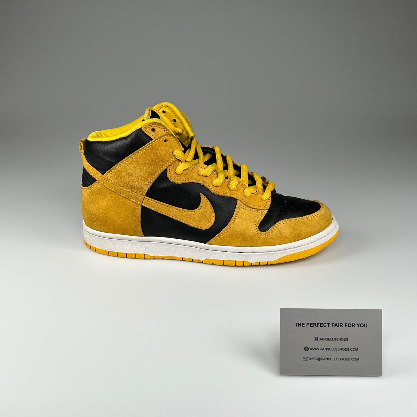 Nike SB Dunk High 'Be True To Your School' 'IOWA'