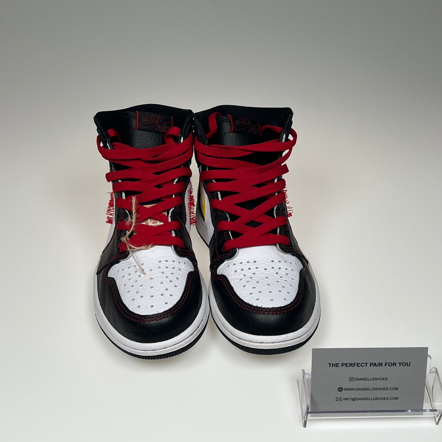 Nike Air Jordan 1 'Defiant'