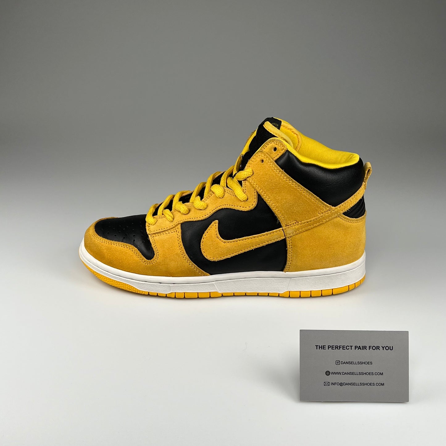 Nike SB Dunk High 'Be True To Your School' 'IOWA'
