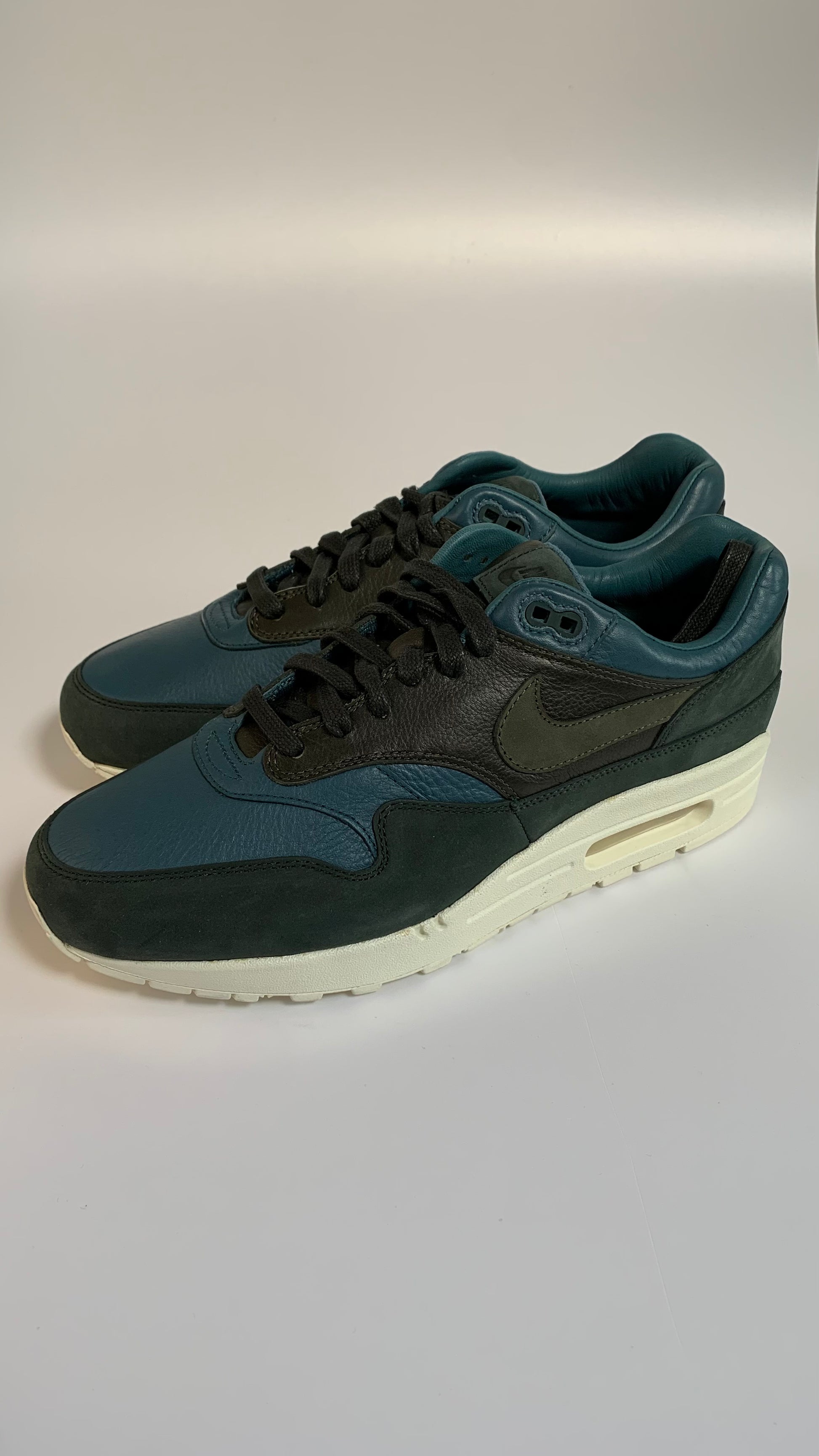 Air max 1 pinnacle 2025 iced jade